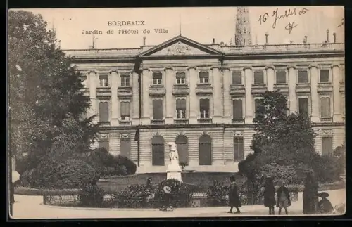 AK Bordeaux, Jardin de l`Hôtel de Ville