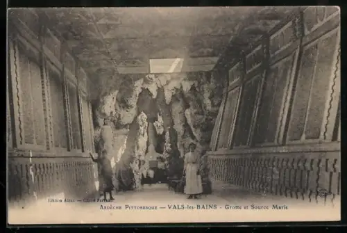 AK Vals-les-Bains, Grotte et Source Marie