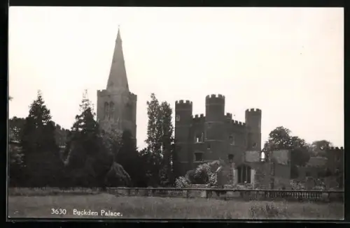 AK Buckden, Buckden Palace