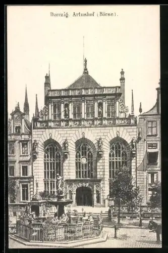 AK Danzig / Gdansk, Aussenansicht vom Artushof