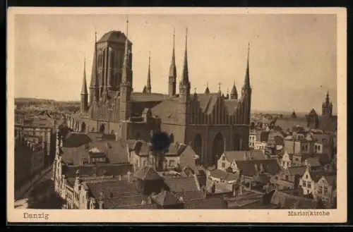 AK Danzig, Marienkirche mit Strassenpartie