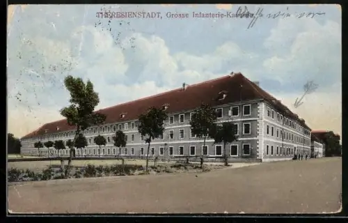 AK Theresienstadt / Terezin, Grosse Infanterie-Kaserne