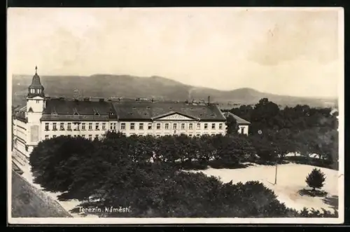 AK Terezín, Námestí