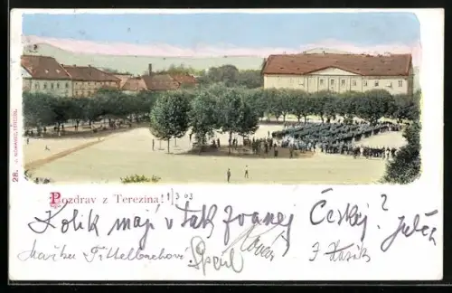 AK Terezín, Soldaten auf einem Platz