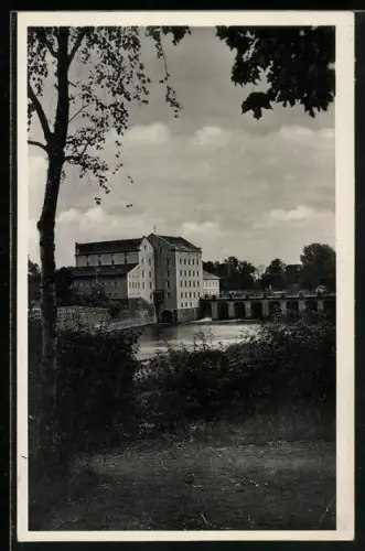 AK Terezin, Flusspartie mit Brücke und Gebäude