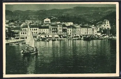 AK Crikvenica, Panorama mit Segelboot