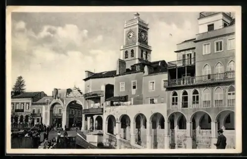 AK Ponta Delgada /Azores, Arches at the quay