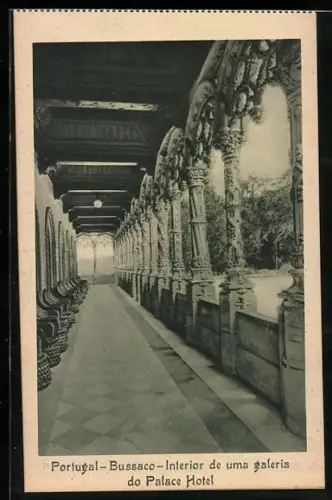 AK Bussaco, Interior de uma galeria do Palace Hotel