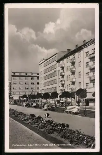 AK Gotenhafen, Platz mit Kurpromenade