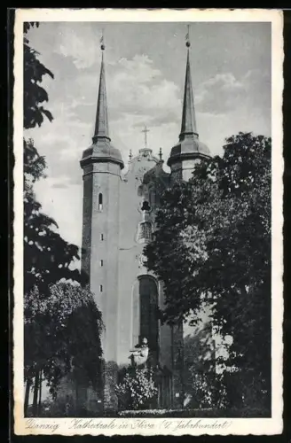 AK Danzig / Gdansk, Blick auf die Kathedrale in Olivia