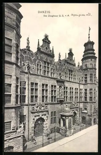 AK Danzig / Gdansk, Strassenpartie am Zeughaus