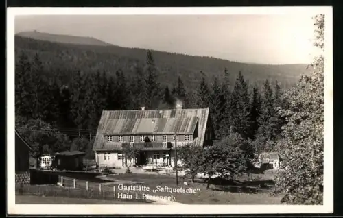 AK Hain i. Rsgb., Gaststätte Saftquetsche mit Blick in die Berge