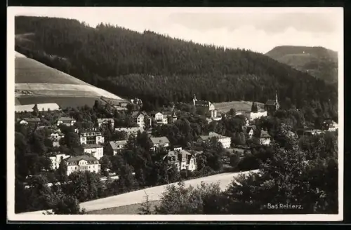 AK Bad Reinerz, Teilansicht mit Kapelle