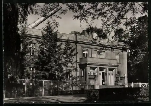 AK Berlin, Archenhold-Sternenwarte mit Grünanlagen