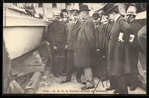AK Prinz Albert von Monaco beim Besuch einer Bootswerft