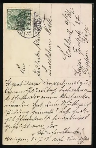 AK Kleines Mädchen in Uniform mit Pickelhaube, Kinder Kriegspropaganda