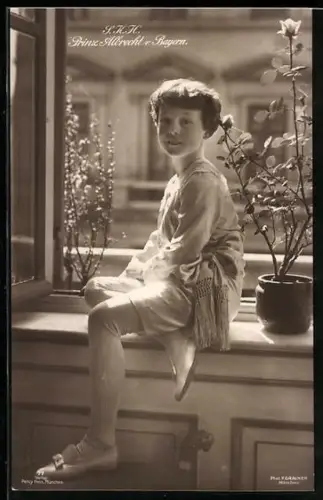 AK Prinz Albrecht von Bayern am Fenster