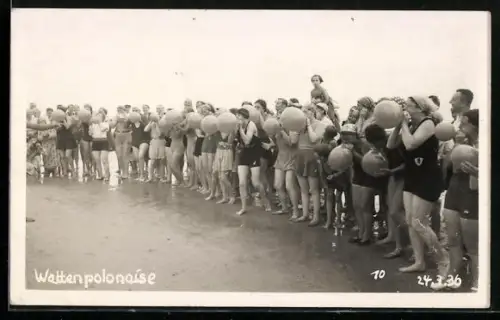 AK Frauen im Badeanzug bei der Wattenpolonaise
