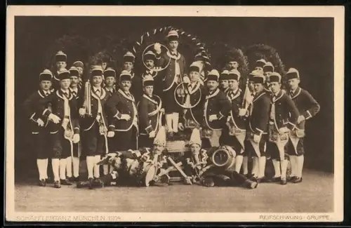 AK München, Der Schäfflertanz 1914, Reifschwung-Gruppe