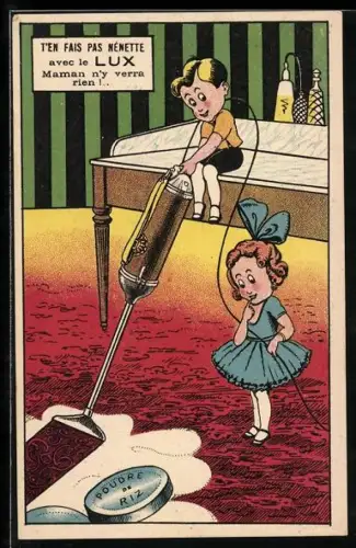 Künstler-AK Zwei Kinder saugen mit einem Staubsauger Puder vom Boden auf, Reklame Staubsauger Lux