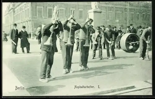 AK Berlin, Asphaltarbeiter bei der Arbeit