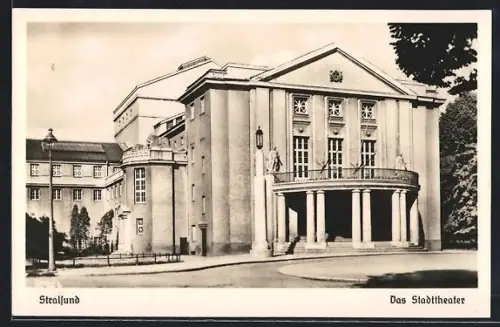 AK Stralsund, Partie am Stadttheater