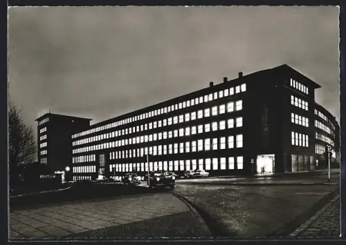 AK Essen / Ruhr, Ruhrkohle-Haus bei Nacht