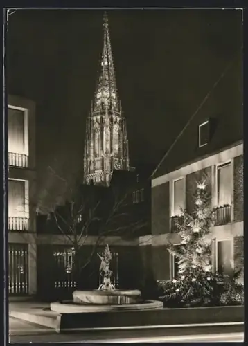 AK Münster /Westf., Michaelisbrunnen, Lambertikirche bei Nacht