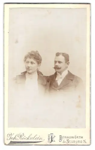 Fotografie Joh. Röckelein, Donauwörth, Promenade 422, Hans Reutmüller und seine Frau