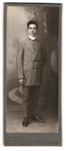 Fotografie K. Lippe, Dingelstädt, Porträt von Herrn Alfons Sandel