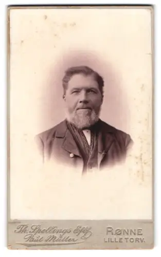 Fotografie Th. Spellings Eftf. Paul Müller, Rønne, Lille Torv, Porträt eines älteren Mannes