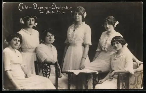 AK Elite-Damenorchester, Dir. Marta Sturm