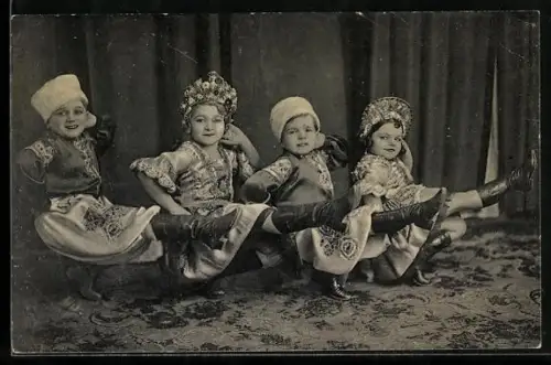 AK Schaefer`s Märchenstadt Lilliput, Liliputaner in russischen Trachten