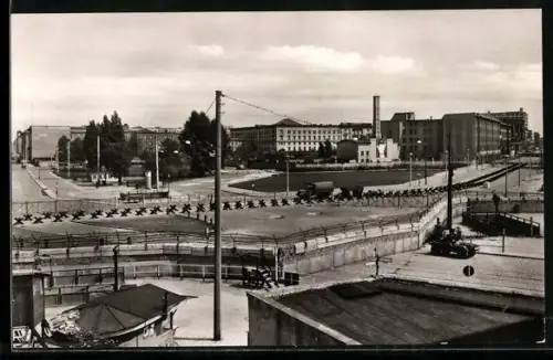 AK Berlin-Kreuzberg, Potzdamer Platz mit Blick in die Leipziger-und die Stresemann-Strasse, Grenze