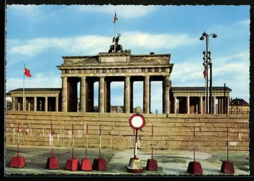 AK Berlin, Das Brandenburger Tor nach dem 13. August 1961