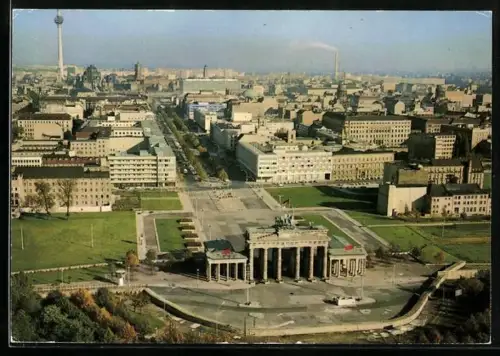 AK Berlin, Brandenburger Tor und Unter den Linden, Grenze