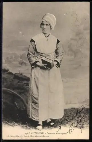 AK Auvergne, Costume Montagnard