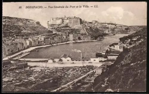AK Bonifacio, Vue générale du Port et la Ville