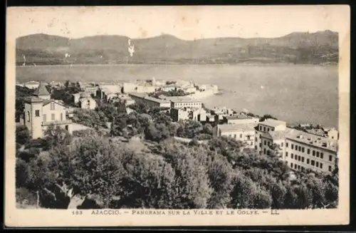 AK Ajaccio, Panorama sur la ville et le golfe