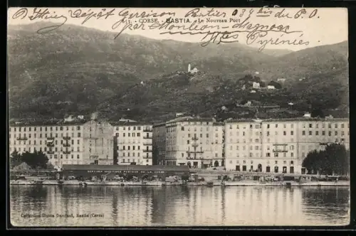 AK Bastia, Le Nouveau Port avec bâtiments et collines en arrière-plan