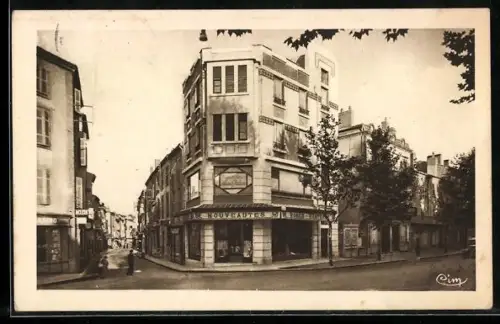 AK Brioude /Hte-Loire, Boulevard Docteur-Devins et Rue Jules-Maigne avec grand magasin