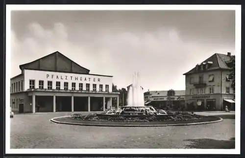 AK Kaiserslautern /Pfalz, Fackelrondell mit Pfalztheater