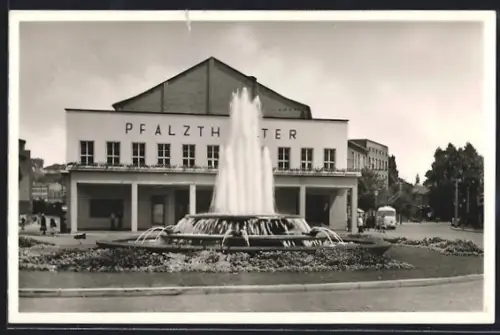 AK Kaiserslautern /Pfalz, Pfalztheater, Fackelrondell