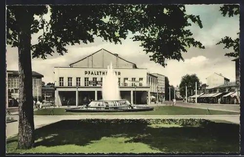 AK Kaiserslautern /Pfalz, Pfalztheater, Fackelrondell, Brunnen