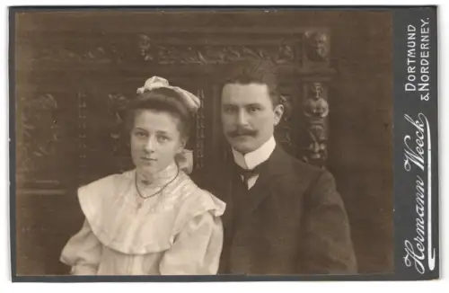 Fotografie Hermann Weeck, Dortmund, elegante Paaraufnahme
