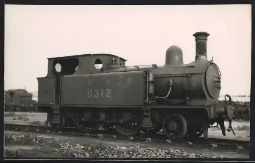 Fotografie britische Eisenbahn, Colne Valley & Halstead Railway, Dampflok, Lokomotive No. 8312