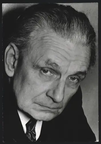 Fotografie Nina von Jaanson, Berlin, Portrait Erwin Kroll, Komponist