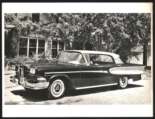 Fotografie Ford Motor Company, Auto Edsel Corsair