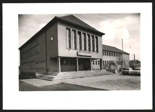 Fotografie Ansicht Wolfen, Haus der Betriebsberufsschule VEB Farbenfabrik Wolfen