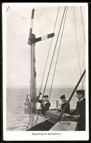 AK Signalling by Semaphore on a warship, Kriegsschiff
